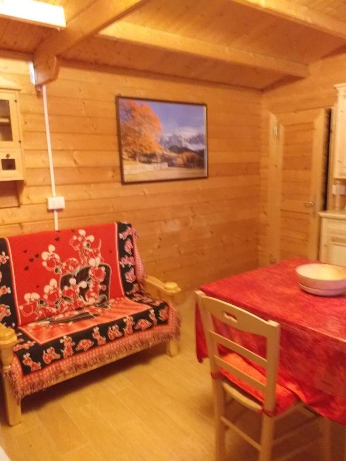 Апартаменти Casa Laika Maissana Екстер'єр фото